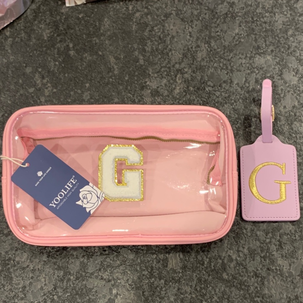 NWT girls purse makeup accessory bag and tag set with letter G embroidery